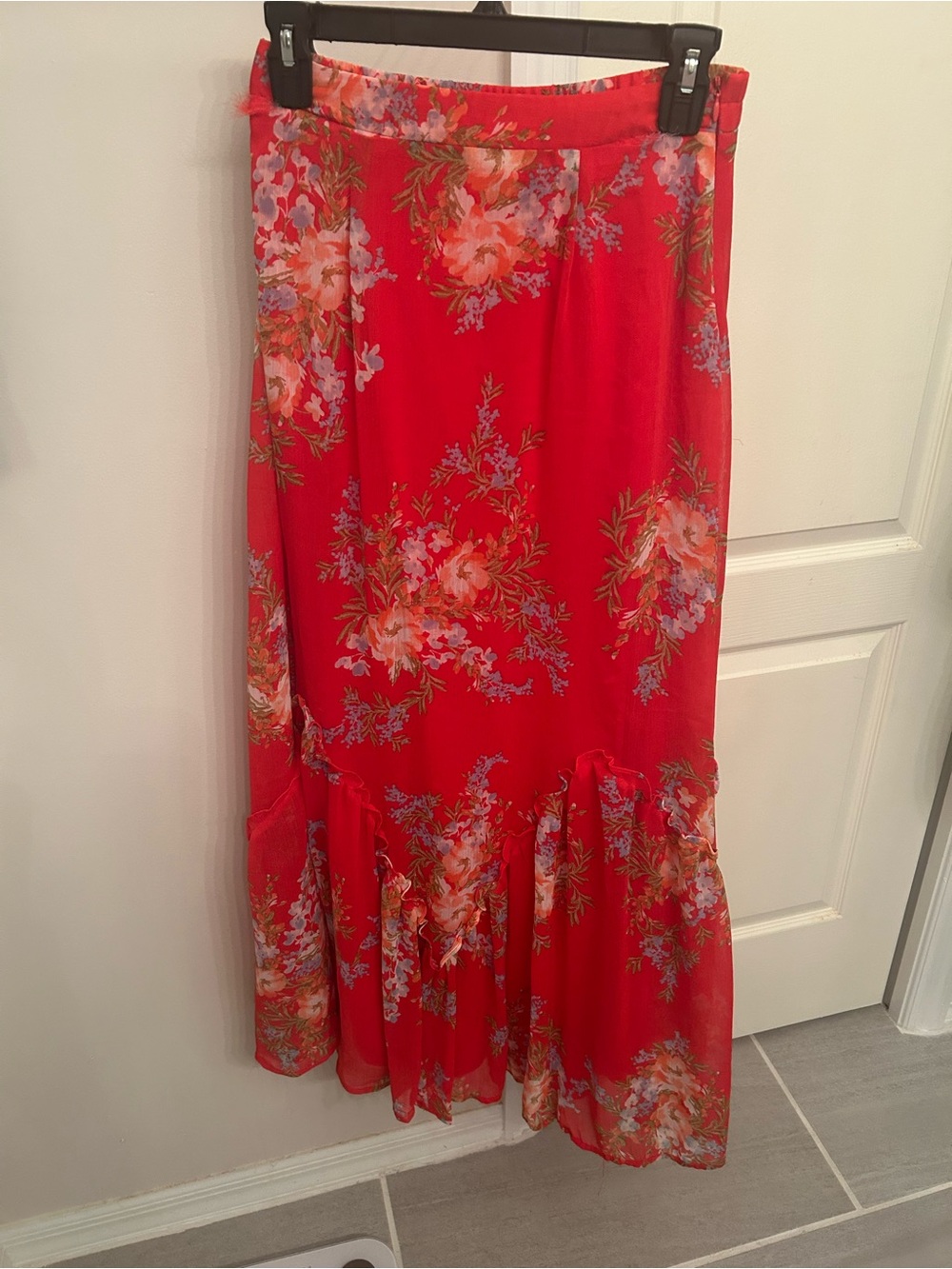Lulu’s Red Floral Maxi Skirt